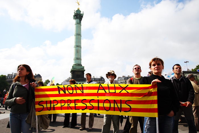 Mobilisation contre les suppressions de postes, ici à Bastille