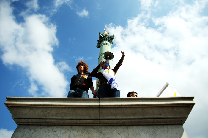 Mobilisation contre les suppressions de postes, ici à Bastille