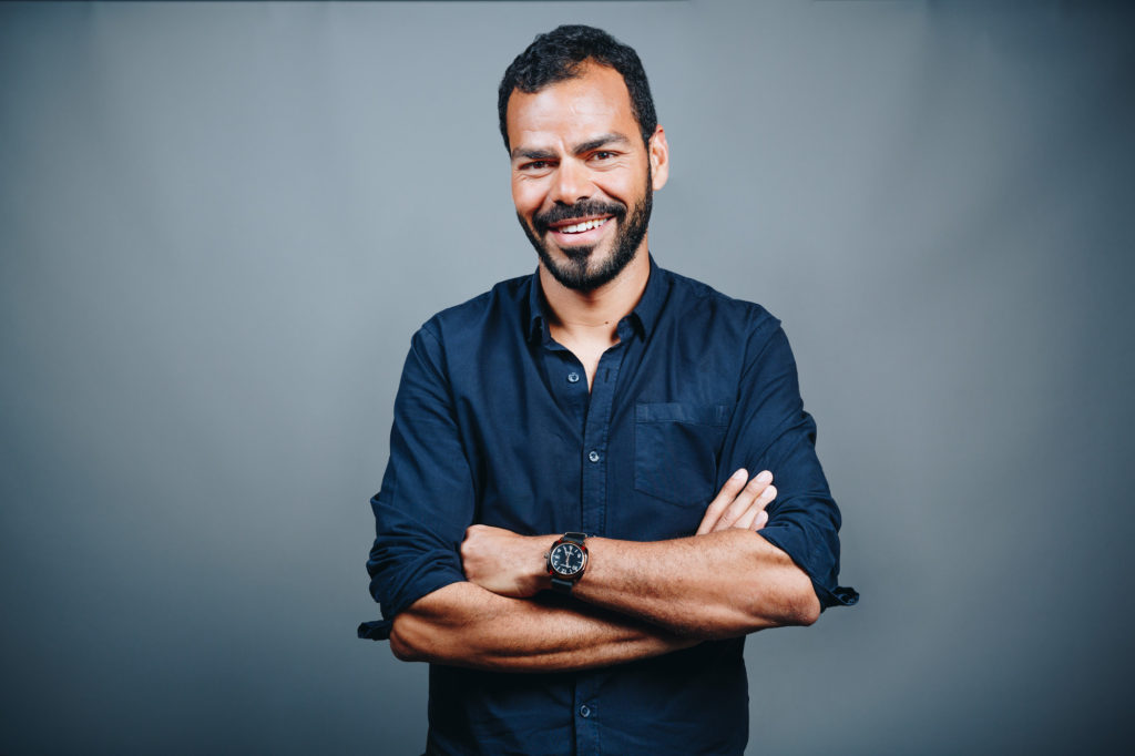 Portraits de collaborateurs de Clarins le 21 juin 2017 au siège du groupe français de cosmétique à Paris. Alexandre.