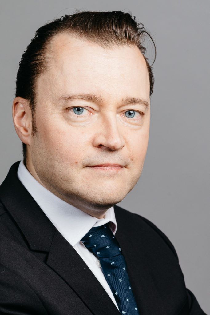 Portrait de collaborateur de NN Investment France au siège de l'entreprise à Paris le 29 janvier 2018.