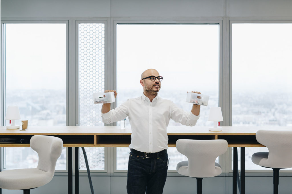 Les nouveaux ateliers de L'Oréal : Beauté de demain #3 organisé par l'agence Extrême au siège de l'Oréal France à Levallois le 6 mars 2017 dans le cadre du projet Oscar de réorganisation du groupe. Une petite dizaine de participants concoivent de manière ludique le futur de la marque et de la beauté.