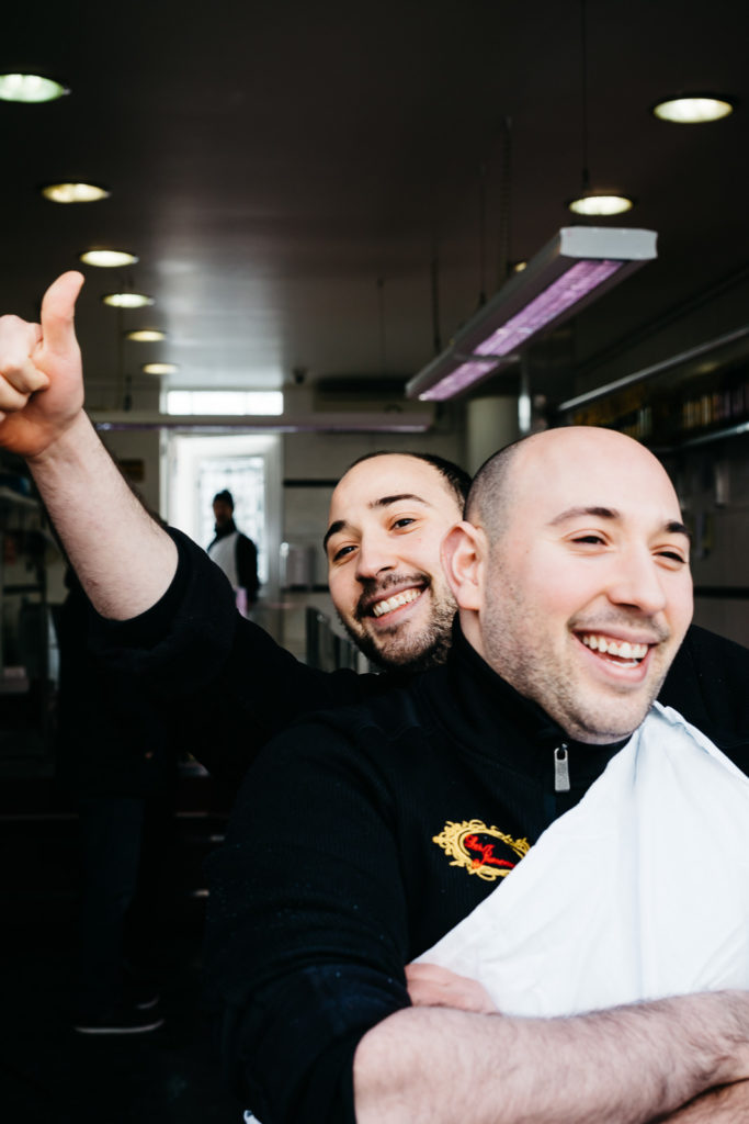 Portrait des deux frères jumeaux Karim et Slim Loumi co-fondateurs et gérants depuis 2010 de la Boucherie 