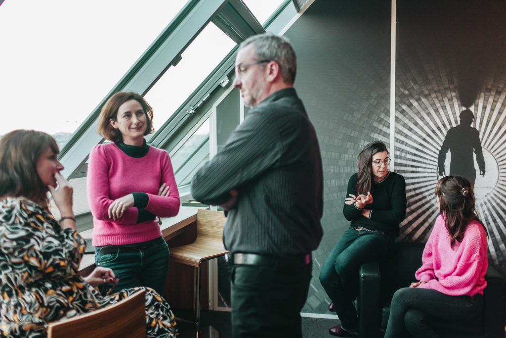 Reportage au siège social de l'entreprise coopérative Syndex à Paris dans le 18e arrondissement le 13 décembre 2018.