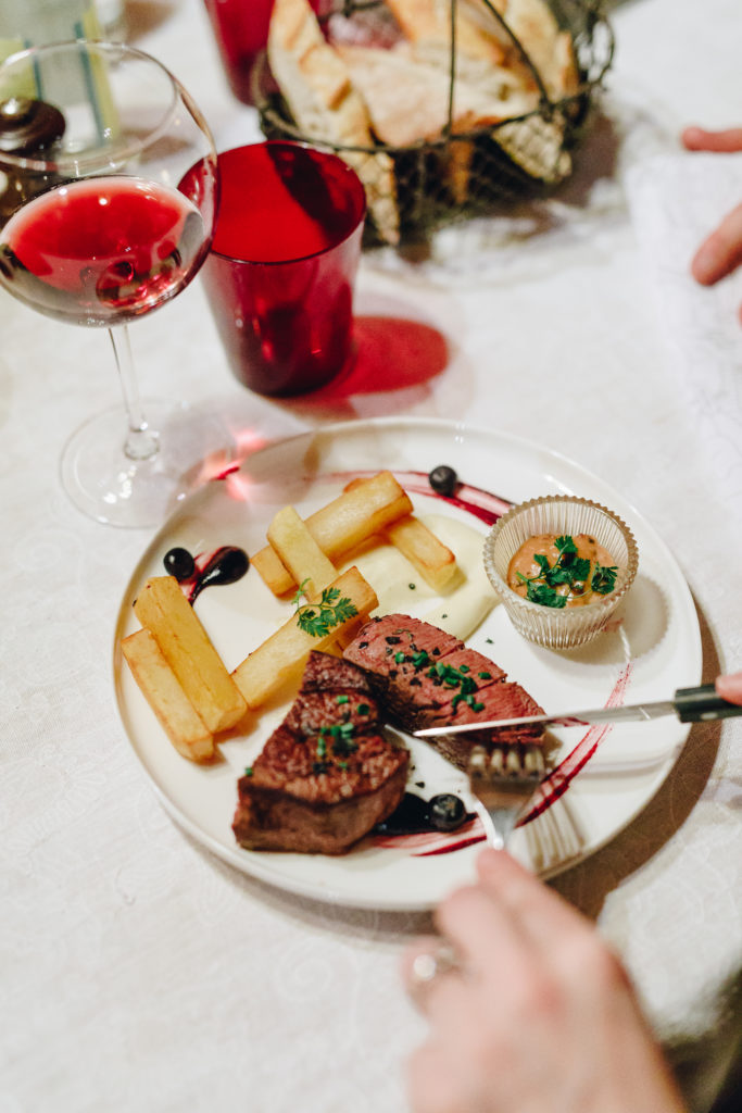 Livestyle à Val Thorens en mars 2018. Photographie réalisée pour le compte de l'office de tourisme de Val Thorens en Savoie afin de promouvoir l'offre culinaire, repos, bien être, food et hebergement de la station.