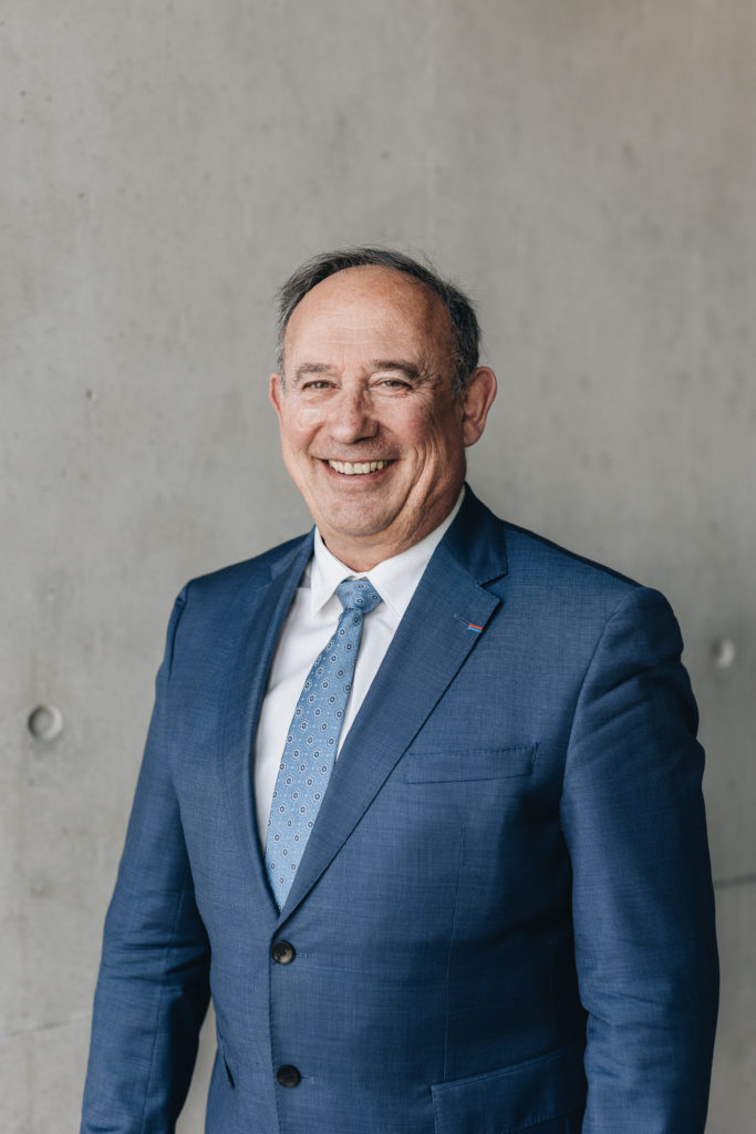 Portrait d'Armel Le Compagnon, Président de WorldSkills France, dans les bureaux lyonnais de l'organisation. Il est photographié le 26 mars 2021 dans le cadre de l'édition du rapport annuel de Garance.