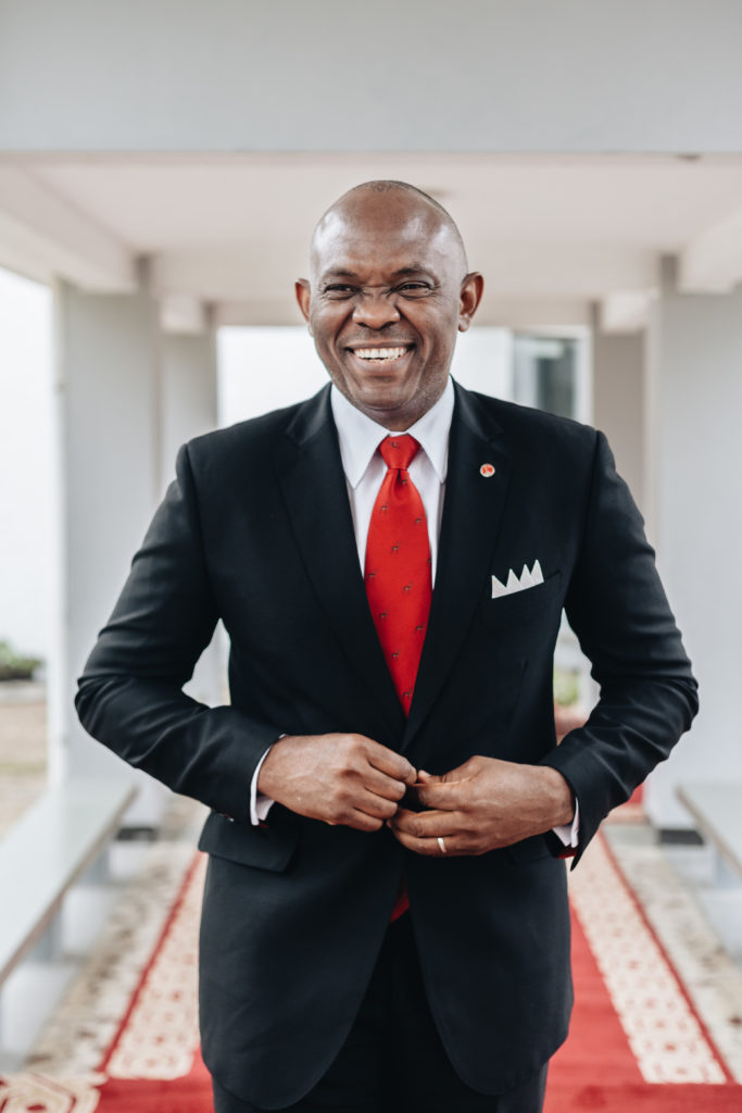 Tony O. ELUMELU, nigérian, président exécutif de Heirs Holding