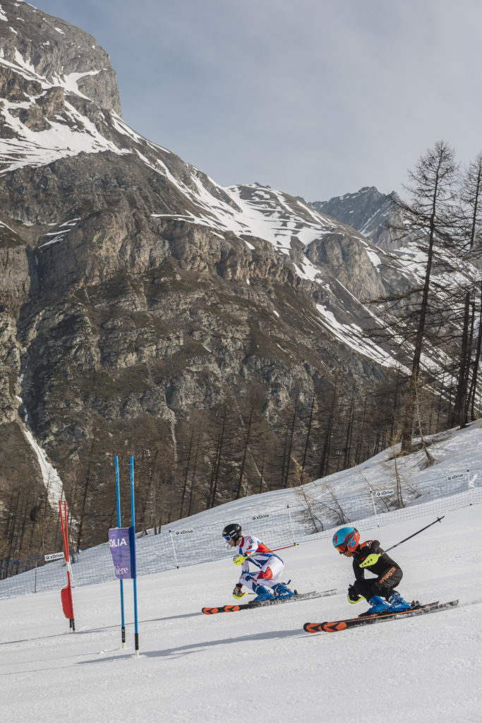 Shooting des produits chaussures de ski Lange à Val d'Isère et Combloux les 2 et 3 avril 2019 pour la réalisation d'une vidéo de publicité avec Clément Noël et un jeune skieur.