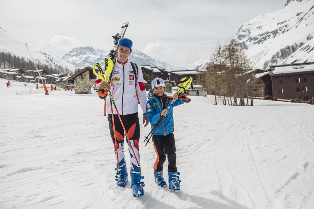 Shooting des produits chaussures de ski Lange à Val d'Isère et Combloux les 2 et 3 avril 2019 pour la réalisation d'une vidéo de publicité avec Clément Noël et un jeune skieur.