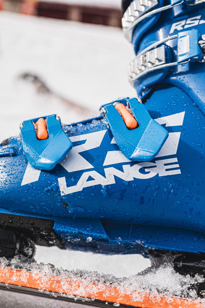 Shooting des produits chaussures de ski Lange à Val d'Isère et Combloux les 2 et 3 avril 2019 pour la réalisation d'une vidéo de publicité avec Clément Noël et un jeune skieur.