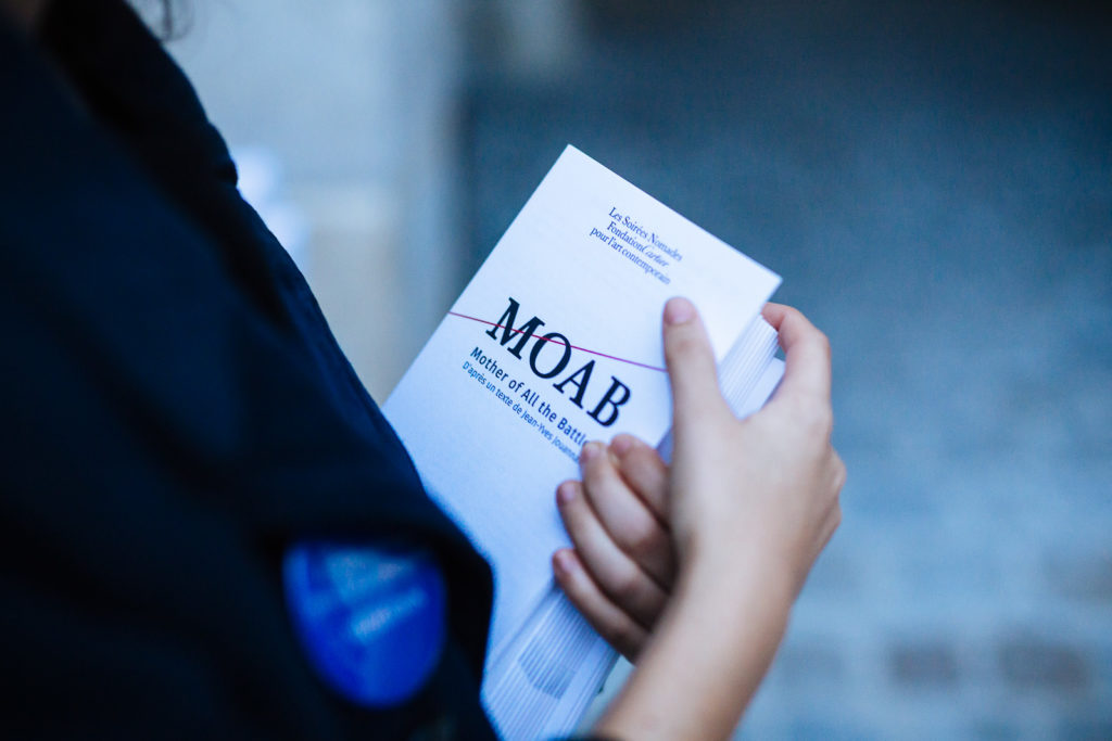 Soirée nomade de la Fondation Cartier aux Invalides en présence de 200 personnes le 29 septembre 2017 de 20h à 23h sur le spectacle 