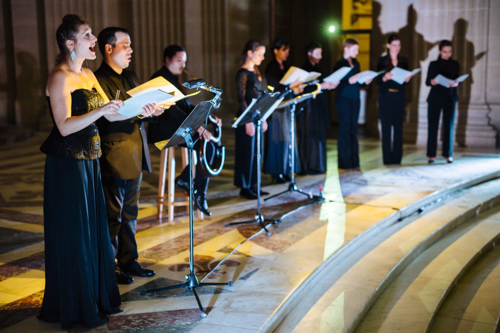 Soirée nomade de la Fondation Cartier aux Invalides en présence de 200 personnes le 29 septembre 2017 de 20h à 23h sur le spectacle 