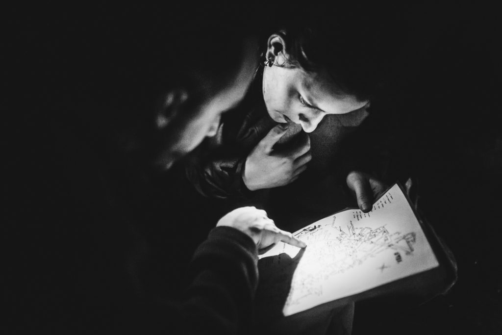 Promenade dans les carrières souterraines de Paris autour de Place d'Italie dans le 13éme arrondissement la nuit du 21 janvier 2015 en présence d'une dizaine de personnes.