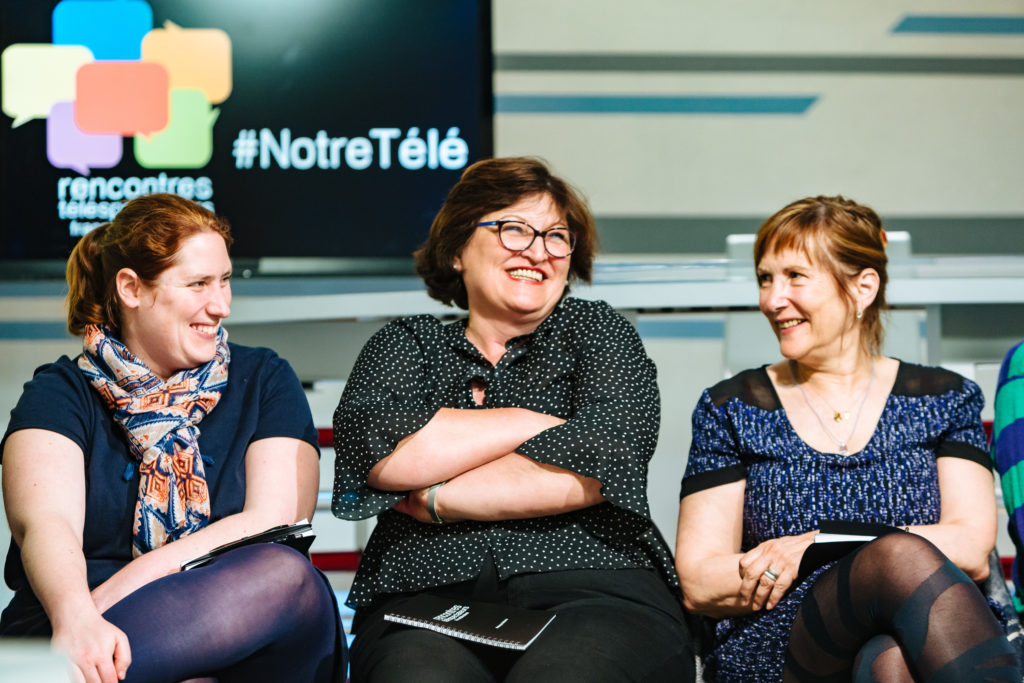 Les Rencontres Téléspectateurs de France Télévisions - Table Ronde sur la fiction à Nancy le 4 avril 2017 dans les locaux régional du groupe France Télévisions (France 3 Grand Est). Une trentaine de participants se réunissent pendant 2 heures pour débattre de la Fiction au sein de France TV en présence de : Marie-Thérèse Montalto, Directrice régionale de France 3 Grand Est ; Paule Zajdermann, Conseillère fiction France 3 ; Didier Ohmer, Responsable marketing et communication France 3 Grand Est, animateur du débat et Jean-Louis Sonzogni, Réalisateur, Directeur photographie.