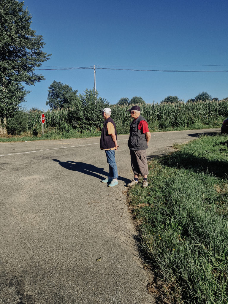 Spectacteurs et spectactrices de la randonnée cycliste du Paris-Brest-Paris se tenant du 20 au 24 aout 2023 avec plus de 6800 participant.e.s de 71 nationalités différentes.