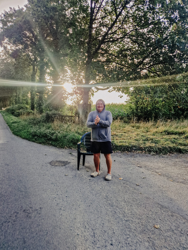 Spectacteurs et spectactrices de la randonnée cycliste du Paris-Brest-Paris se tenant du 20 au 24 aout 2023 avec plus de 6800 participant.e.s de 71 nationalités différentes.