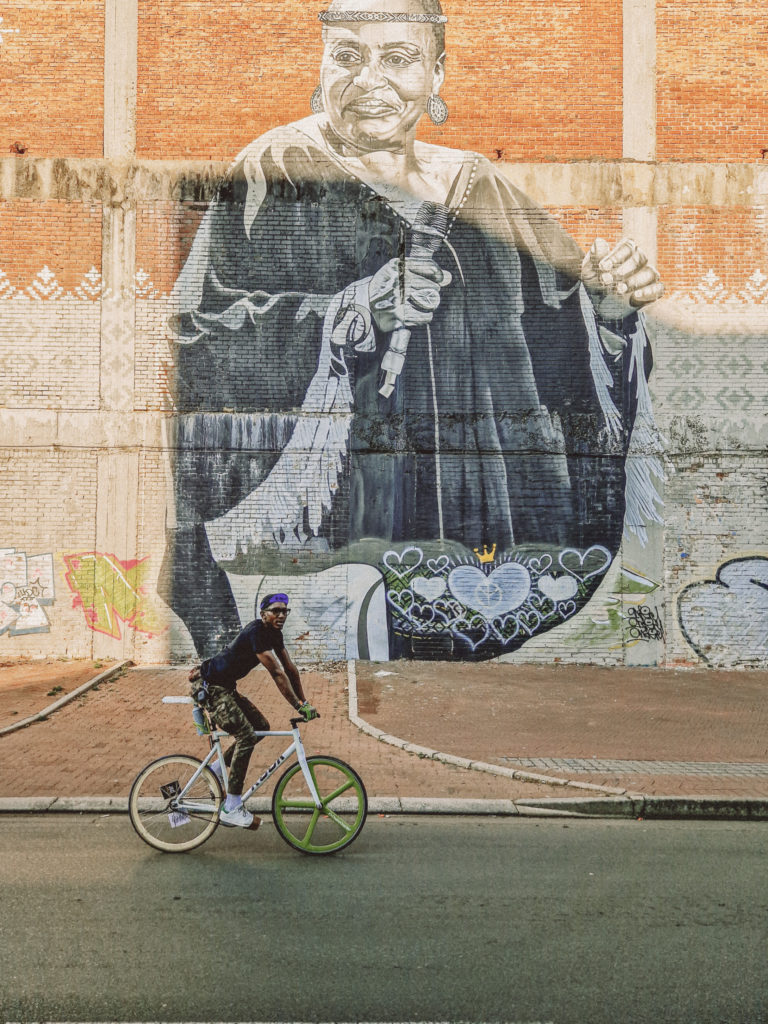 Voyage en Afrique du Sud entre Johanesbourg et Cap Town, en voiture, en aout 2022 avec Pierre Morel et Pauline Caylak.