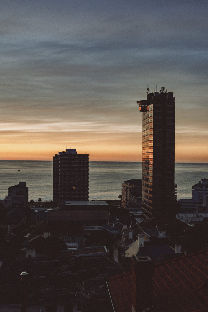 Voyage en Afrique du Sud entre Johanesbourg et Cap Town, en voiture, en aout 2022 avec Pierre Morel et Pauline Caylak.